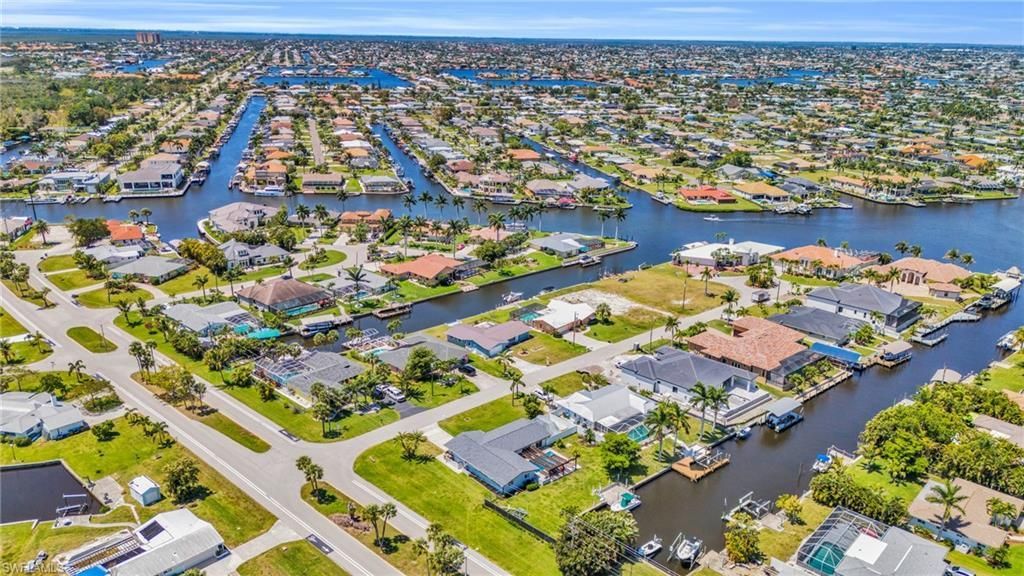 5230 Sarasota Ct, Cape Coral, FL 33904 Photo
