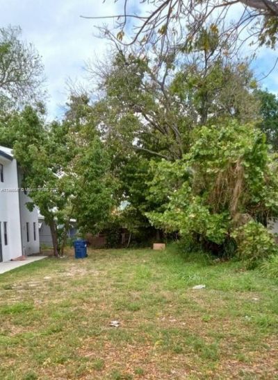 1841 NW 70th St, Miami, FL 33147 Photo