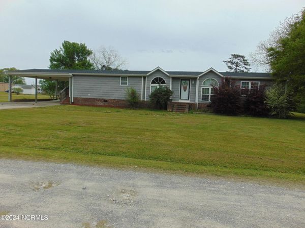 267 6th Street, Aurora, NC 27806
