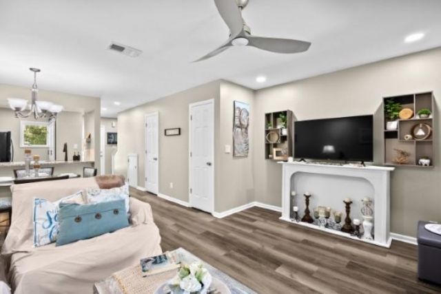 1840 Fairway Ridge Dr. Photo 17