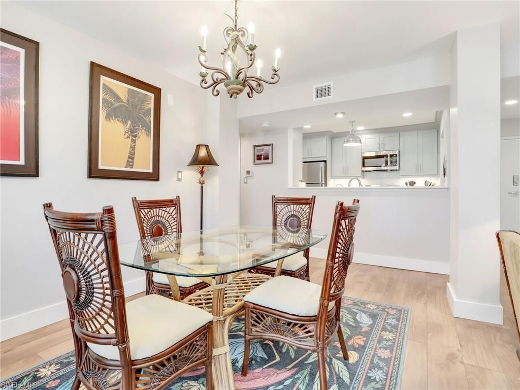 555 Park Shore Dr, Unit B-113, Naples, FL 34103 Photo