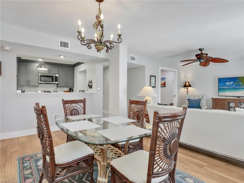 555 Park Shore Dr, Unit B-113, Naples, FL 34103 Photo