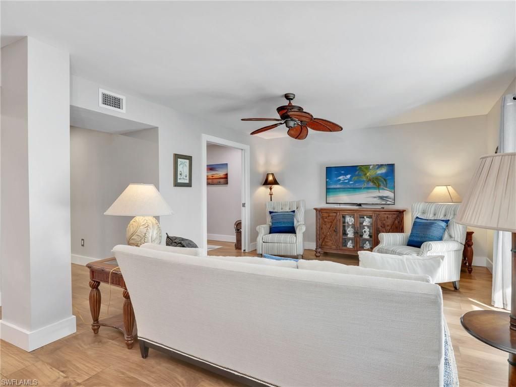 555 Park Shore Dr, Unit B-113, Naples, FL 34103 Photo