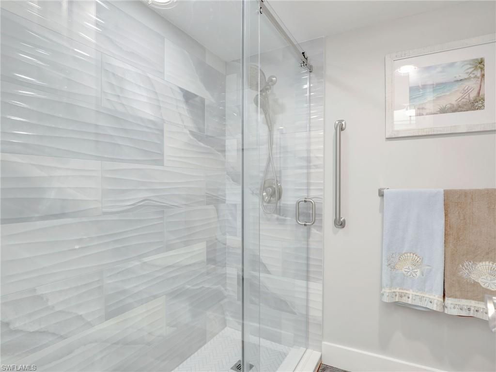 555 Park Shore Dr, Unit B-113, Naples, FL 34103 Photo