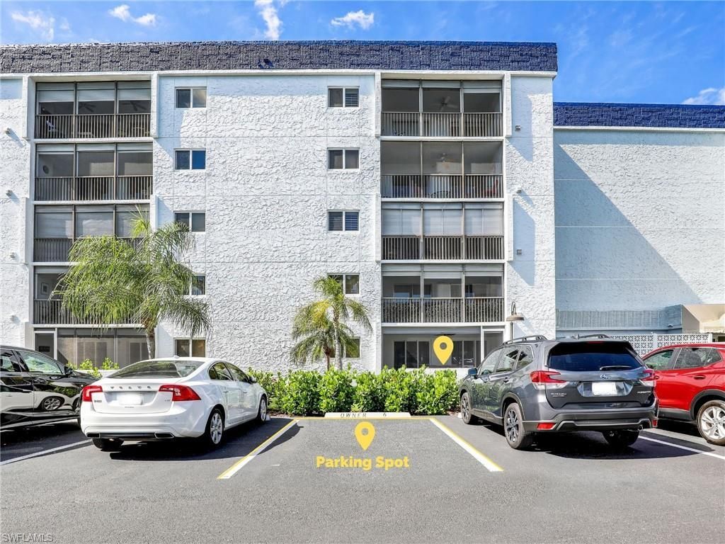 555 Park Shore Dr, Unit B-113, Naples, FL 34103 Photo