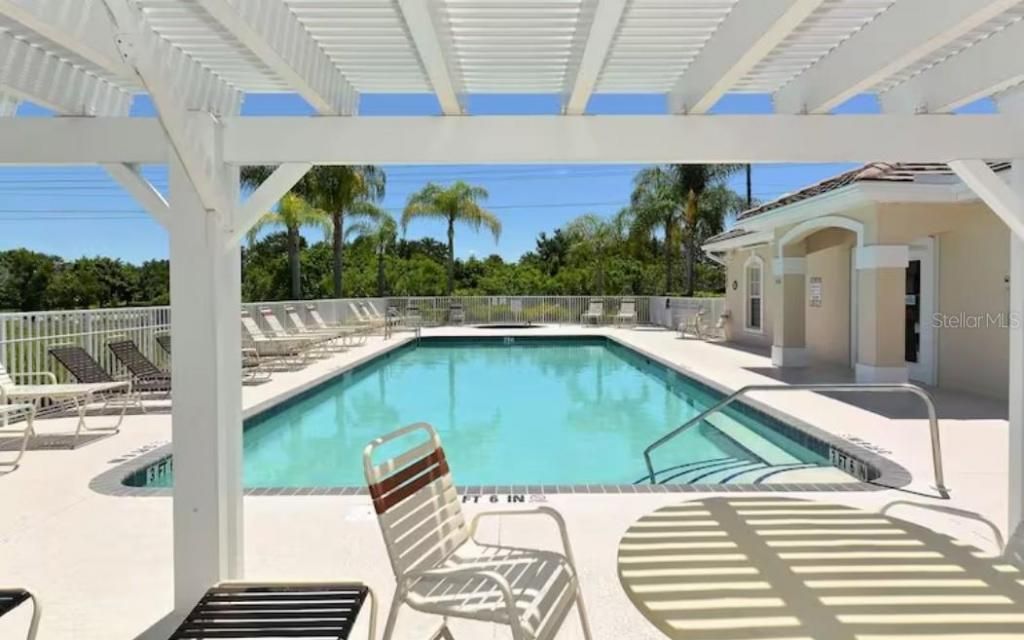 7189 Strand Circle, Unit 1, Bradenton, FL 34203 Photo