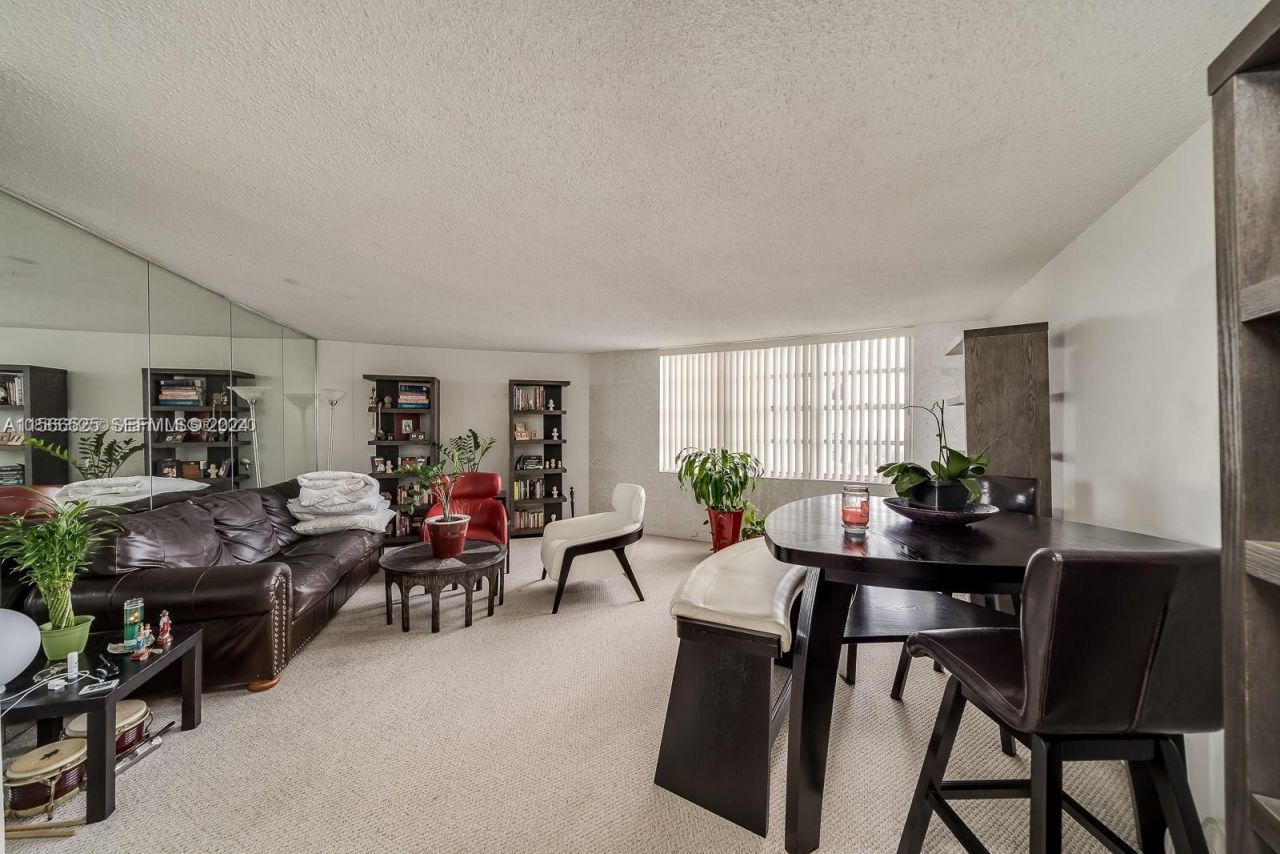 2750 NE 183rd St, Unit 1107, Aventura, FL 33160 Photo