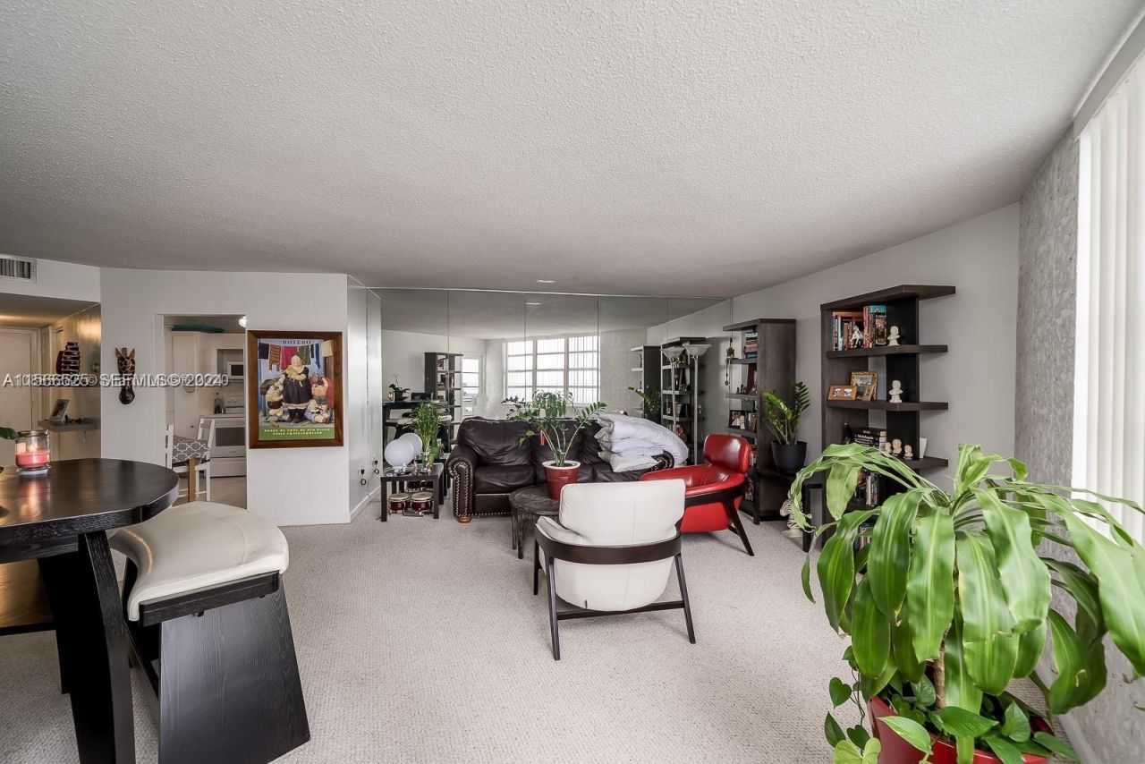 2750 NE 183rd St, Unit 1107, Aventura, FL 33160 Photo