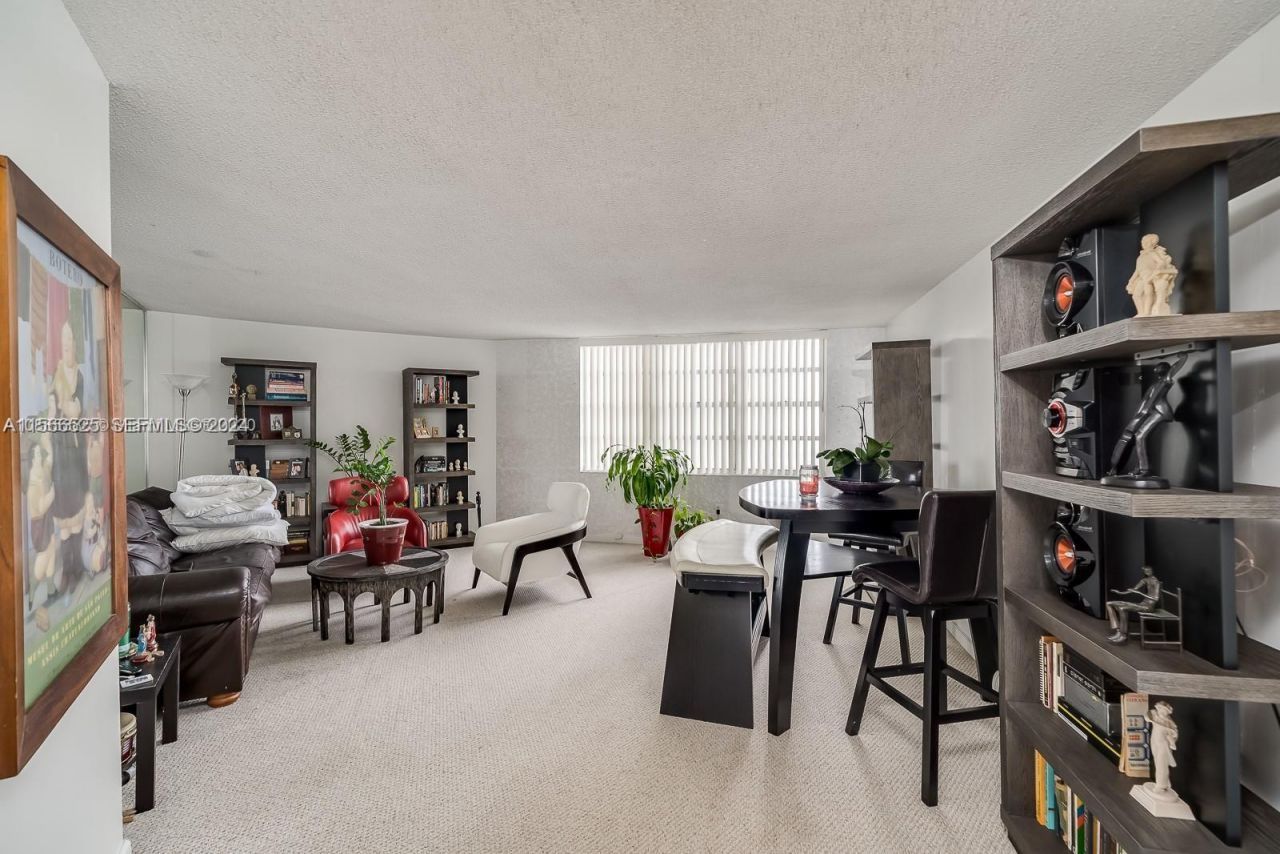 2750 NE 183rd St, Unit 1107, Aventura, FL 33160 Photo