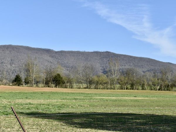 20093 Old State Hwy 28, Pikeville, TN 37367