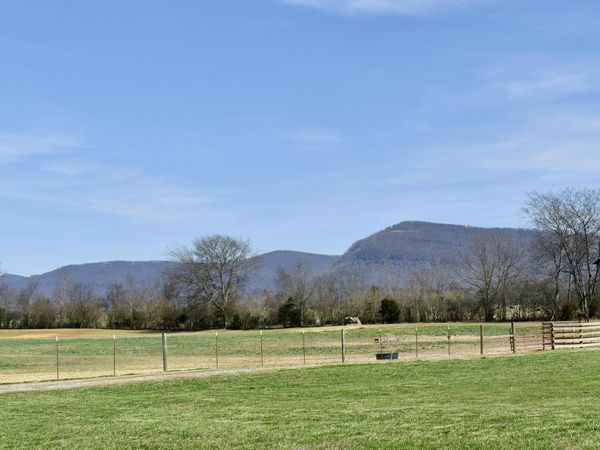 20092 Old State Hwy 28, Pikeville, TN 37367