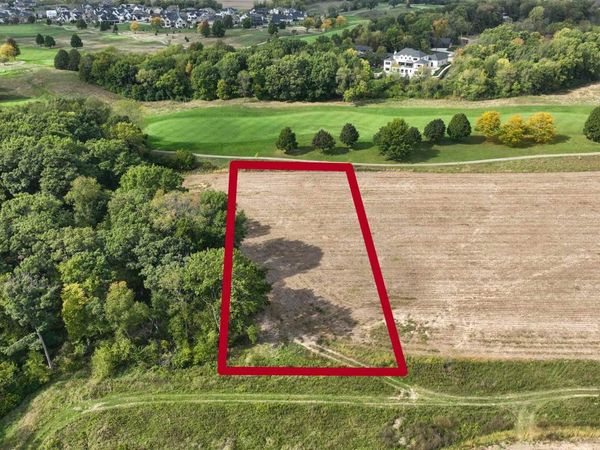 4893 Home Stretch Drive, Waunakee, WI 53597