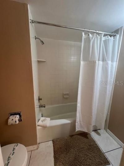 7205 Curtiss Avenue, Unit 2F, Sarasota, FL 34231 Photo