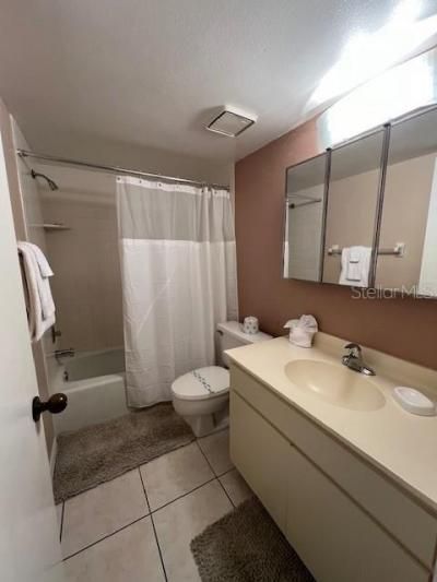 7205 Curtiss Avenue, Unit 2F, Sarasota, FL 34231 Photo