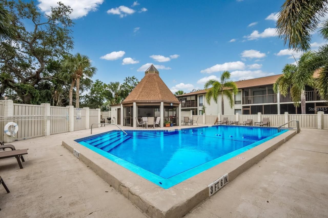 7205 Curtiss Avenue, Unit 2F, Sarasota, FL 34231 Photo