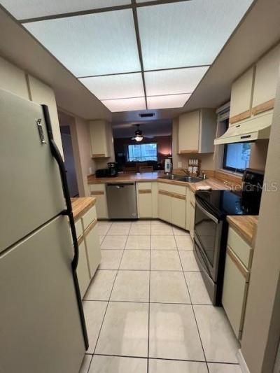 7205 Curtiss Avenue, Unit 2F, Sarasota, FL 34231 Photo