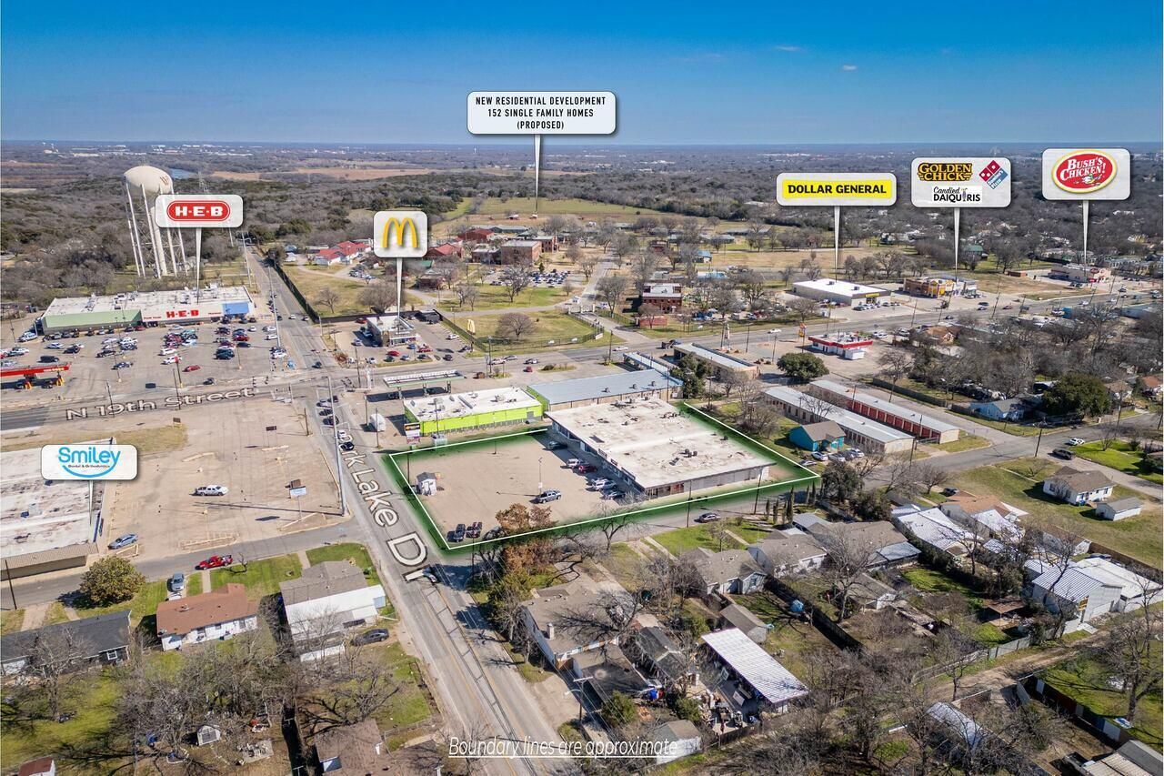 1912-1914 Park Lake Dr, Waco, TX 76708 Main Photo