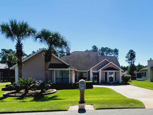 117 Hombre Circle, Panama City Beach, FL 32407