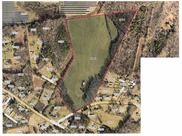 810 MOUNTAIN CREST Drive, Kings Mountain, NC 28086