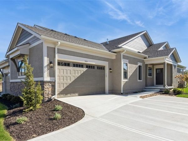 11433 S Waterford Drive, Olathe, KS 66061