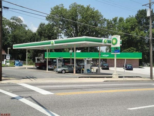 4207 Jennings Station Road, St Louis, MO 63121