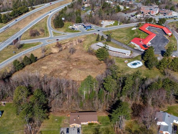 337 Cottage Street, Littleton, NH 03561