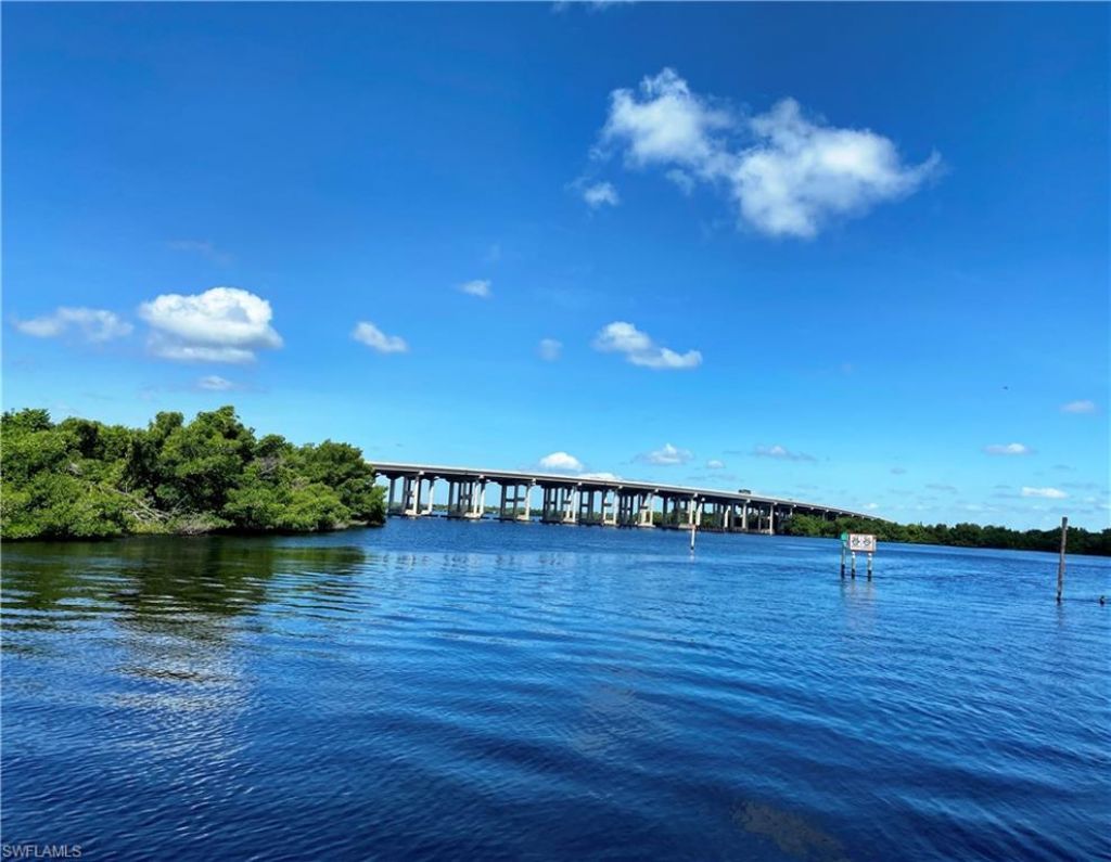 241 Tangerine Dr, Fort Myers, FL 33905 Photo