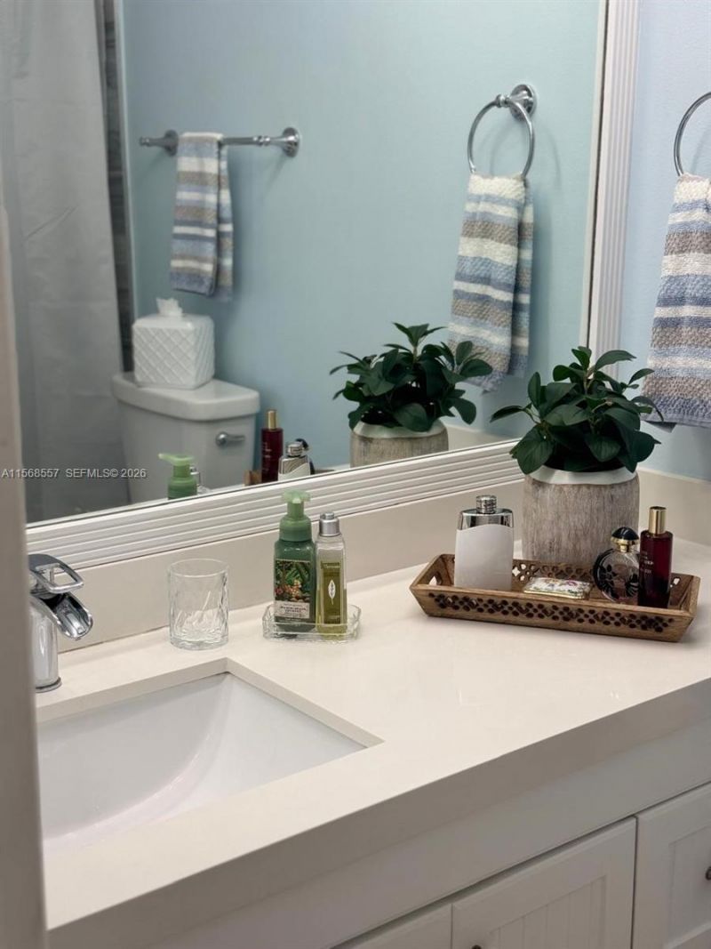 6770 Indian Creek Dr, Unit 5C, Miami Beach, FL 33141 Photo