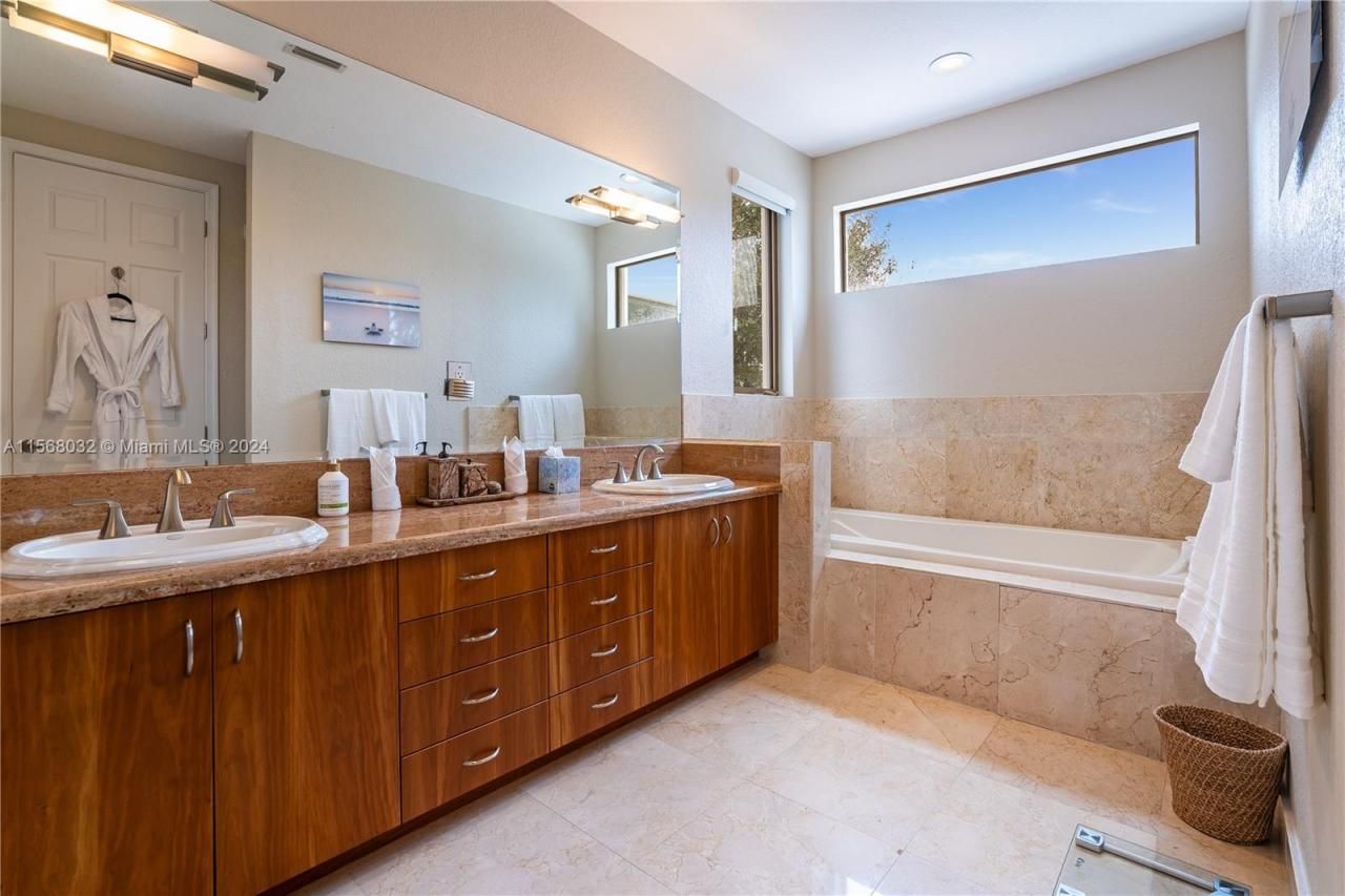 1412 SE 2nd St, Fort Lauderdale, FL 33301 Photo