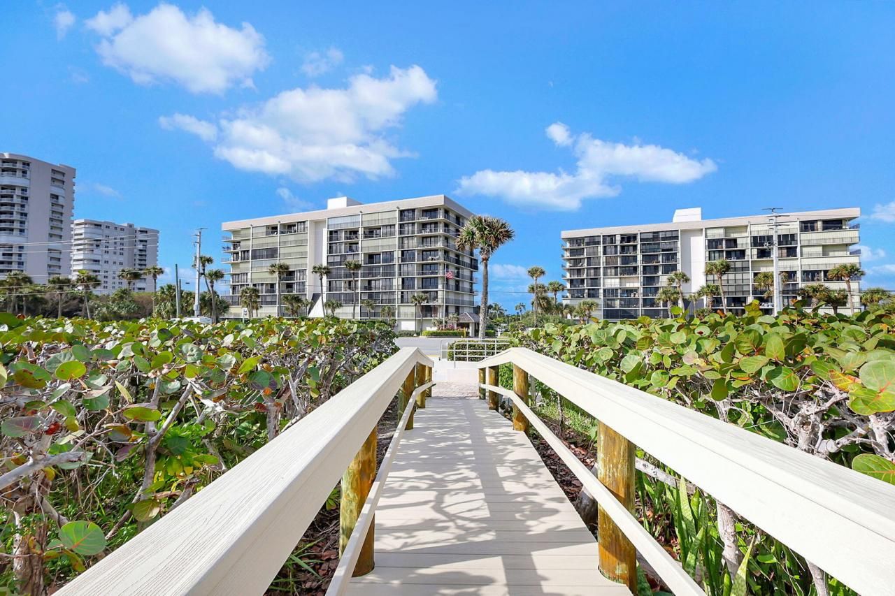 5055 N Highway A1a, Unit 605, Hutchinson Island, FL 34949 Photo