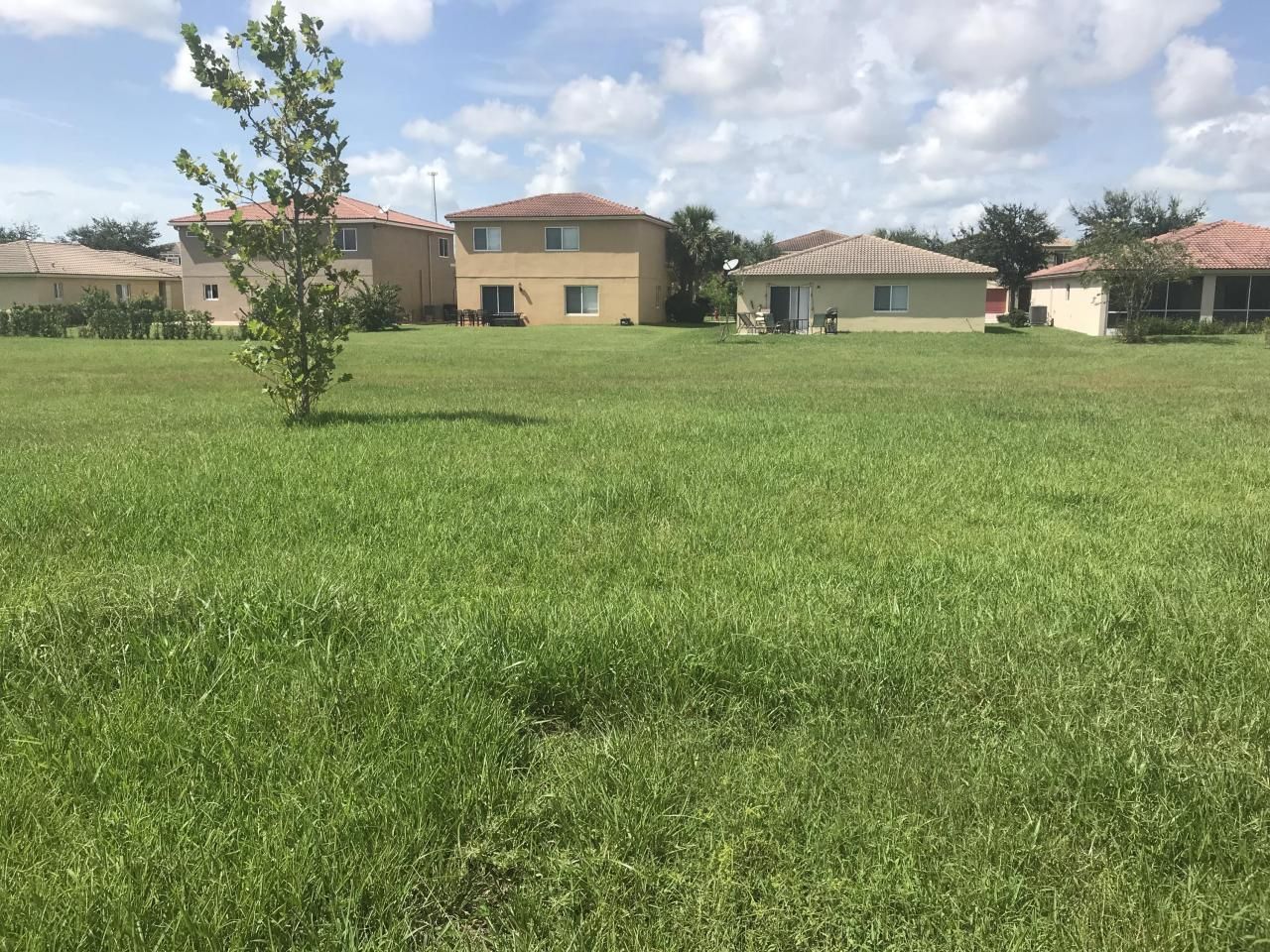 2098 SW Newport Isles Boulevard, Port Saint Lucie, FL 34953 Photo