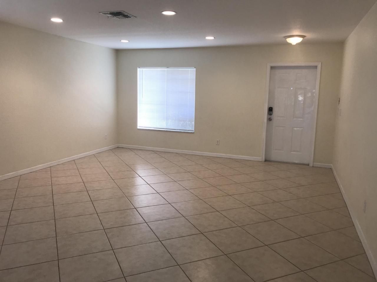 2098 SW Newport Isles Boulevard, Port Saint Lucie, FL 34953 Photo