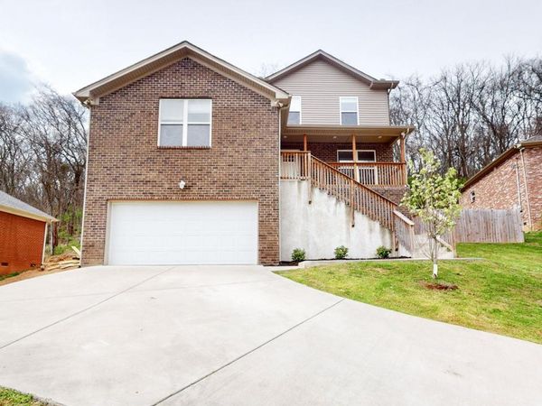 213 Indian Summer Ct, Nashville, TN 37207