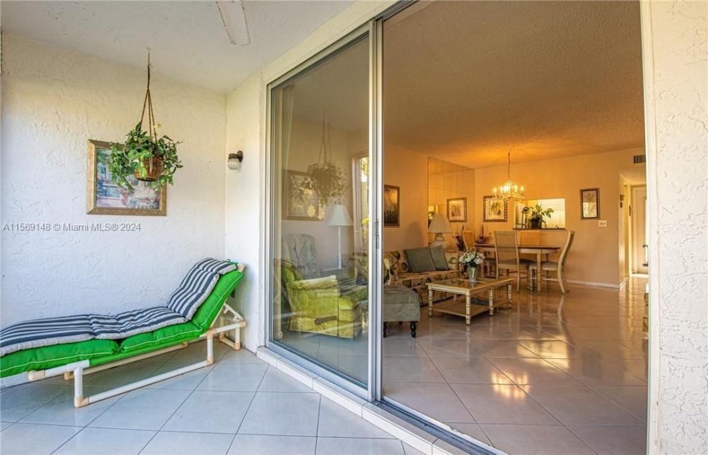 6700 Royal Palm Blvd, Unit 103D, Margate, FL 33063 Photo