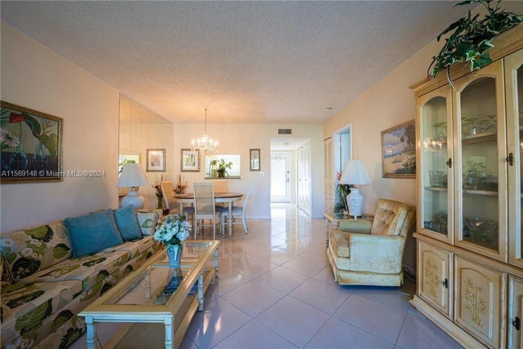 6700 Royal Palm Blvd, Unit 103D, Margate, FL 33063 Photo