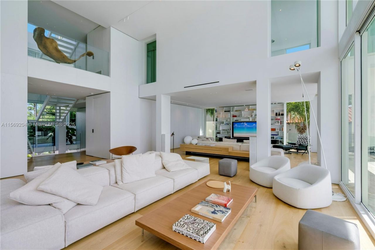 440 S Mashta Dr, Key Biscayne, FL 33149 Photo