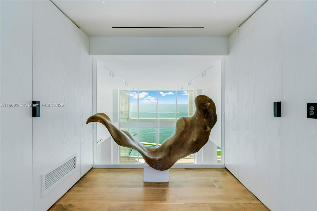 440 S Mashta Dr, Key Biscayne, FL 33149 Photo