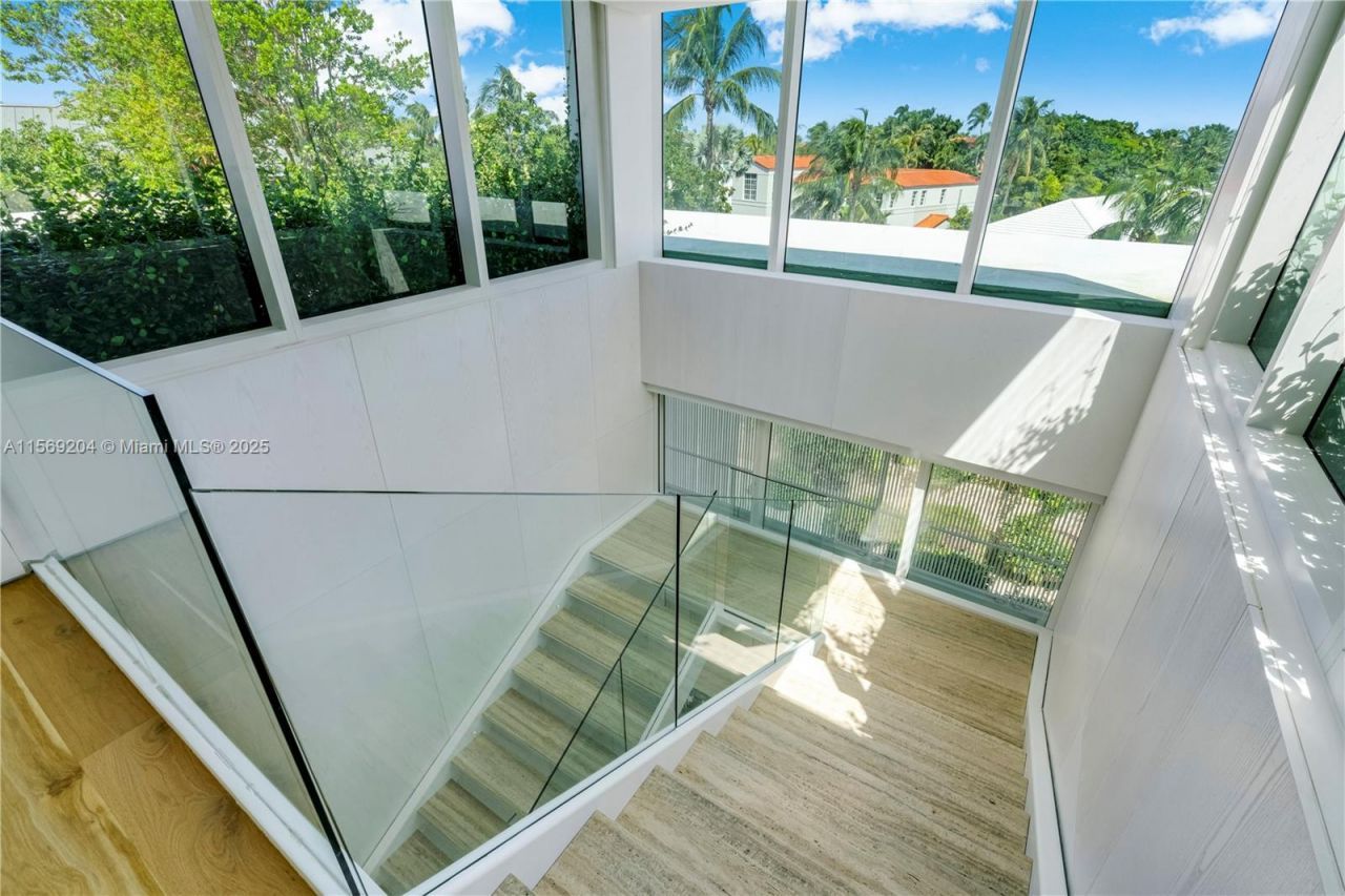 440 S Mashta Dr, Key Biscayne, FL 33149 Photo