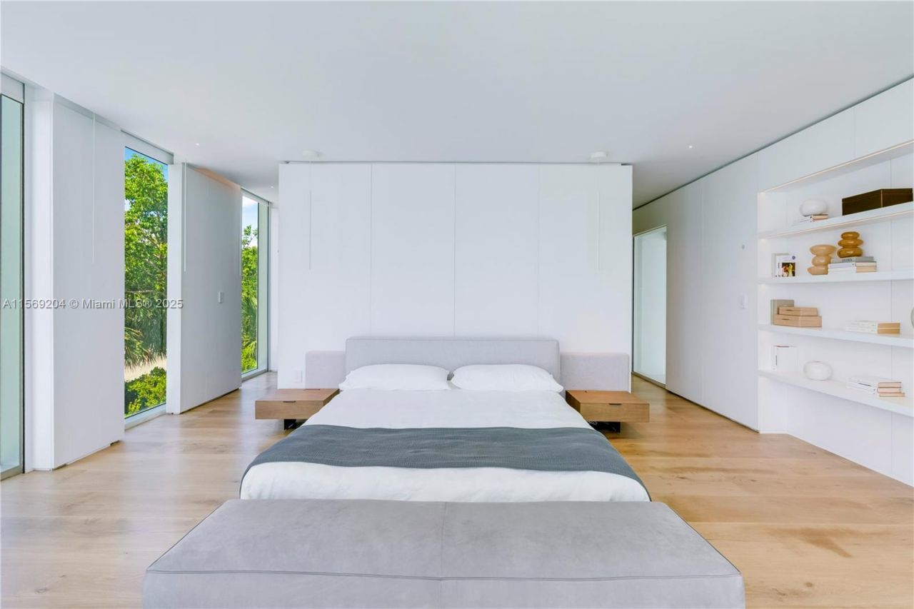 440 S Mashta Dr, Key Biscayne, FL 33149 Photo