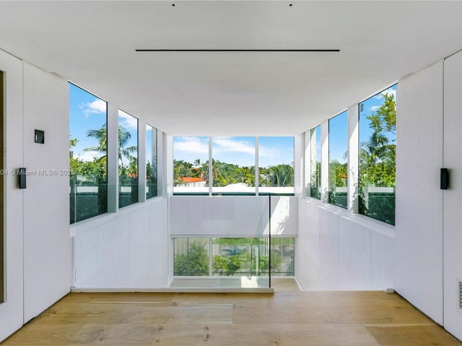 Property Image 83