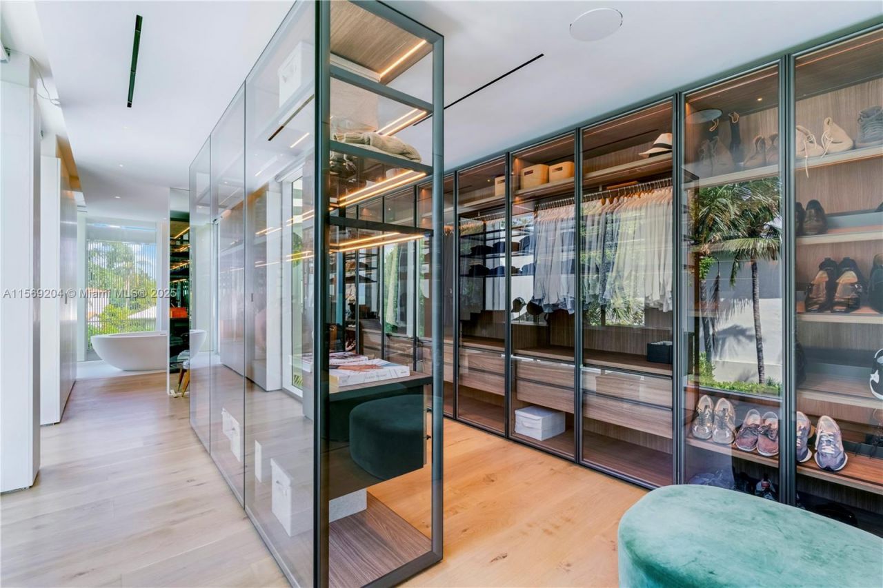 440 S Mashta Dr, Key Biscayne, FL 33149 Photo