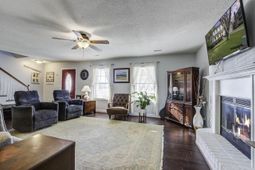 187 Iron Road photo 4