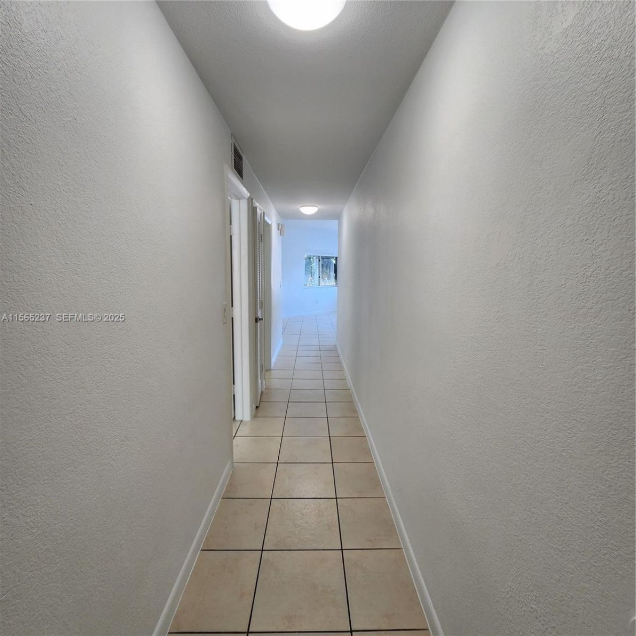 1185 Marseille Dr, Unit 209, Miami Beach, FL 33141 Photo
