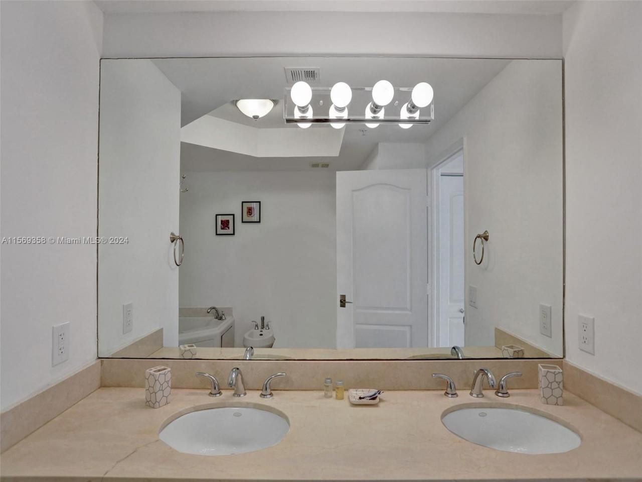 17555 Atlantic Blvd, Unit 1101, Sunny Isles Beach, FL 33160 Photo