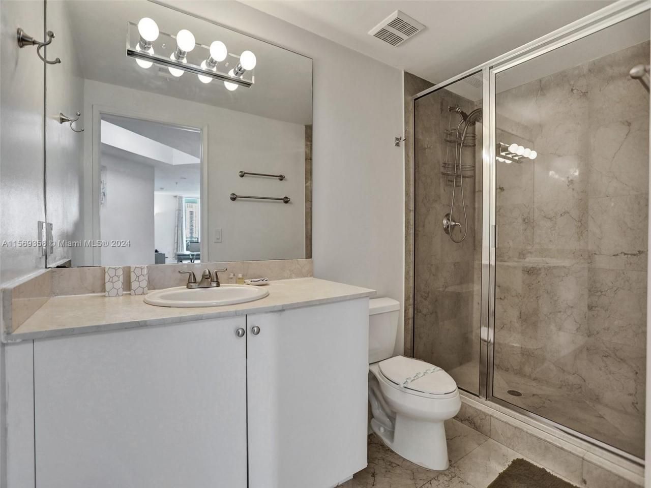 17555 Atlantic Blvd, Unit 1101, Sunny Isles Beach, FL 33160 Photo