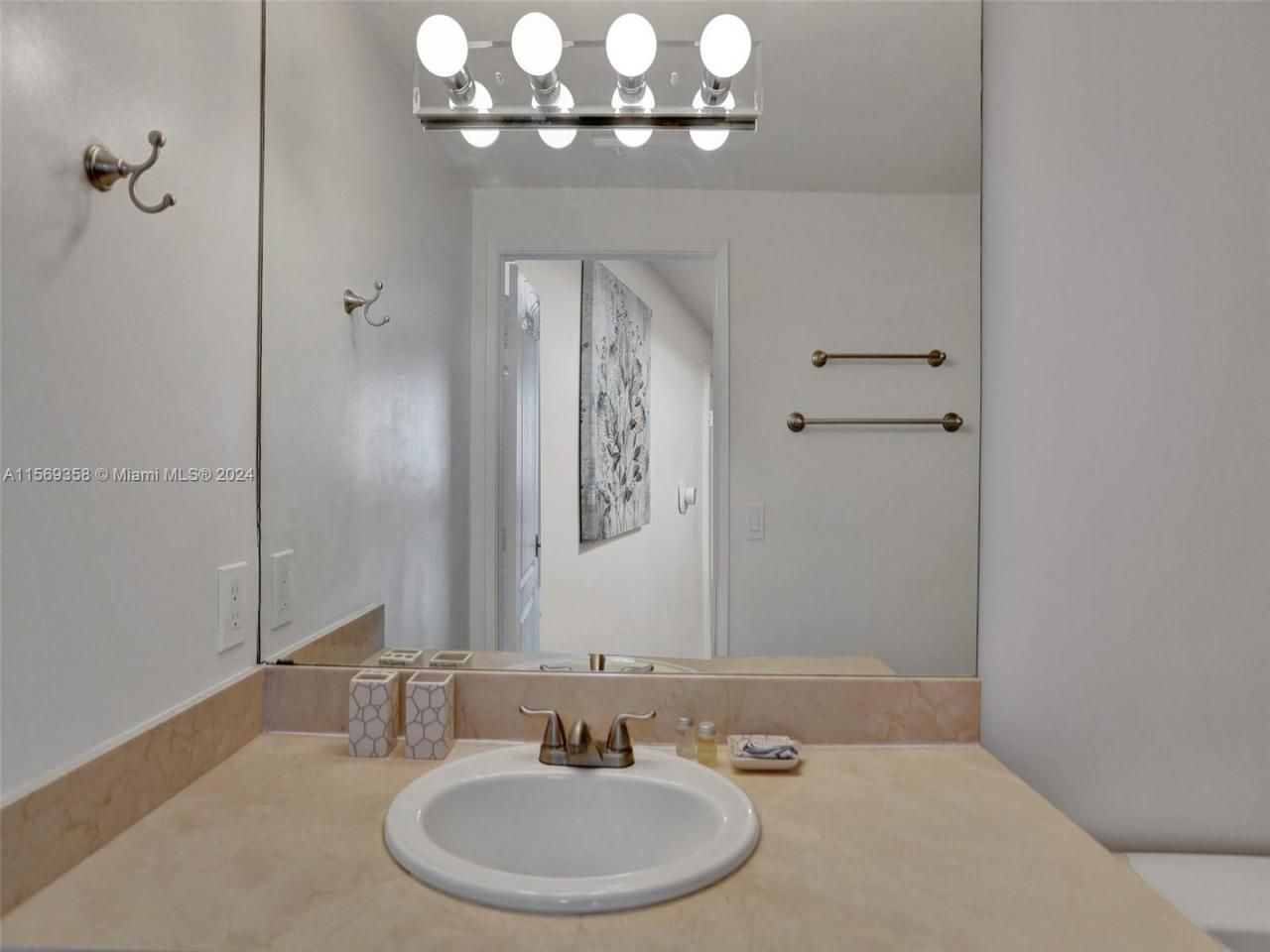 17555 Atlantic Blvd, Unit 1101, Sunny Isles Beach, FL 33160 Photo