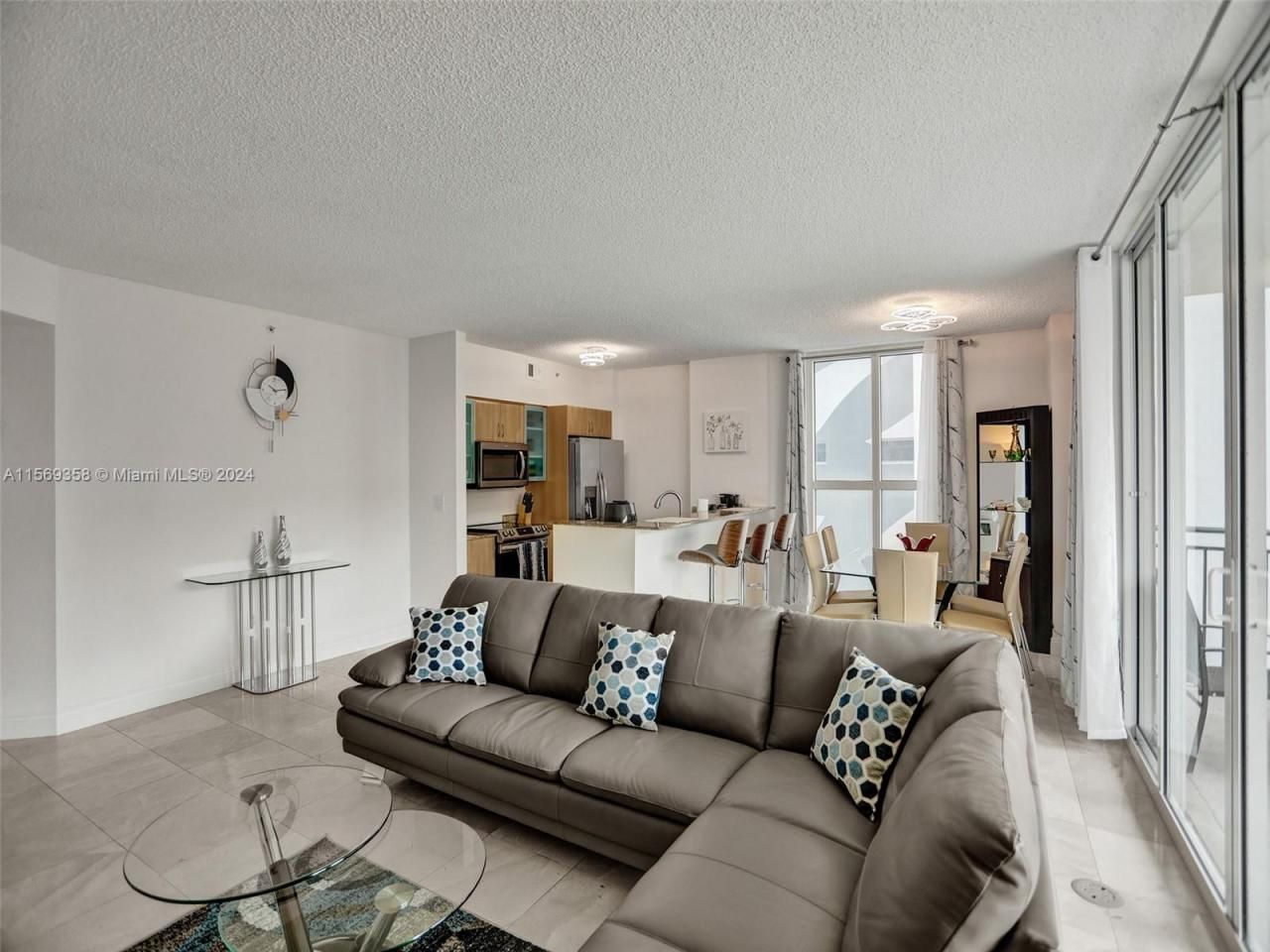 17555 Atlantic Blvd, Unit 1101, Sunny Isles Beach, FL 33160 Photo