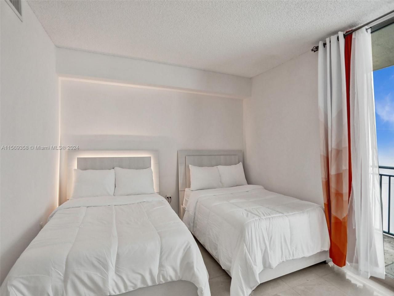 17555 Atlantic Blvd, Unit 1101, Sunny Isles Beach, FL 33160 Photo