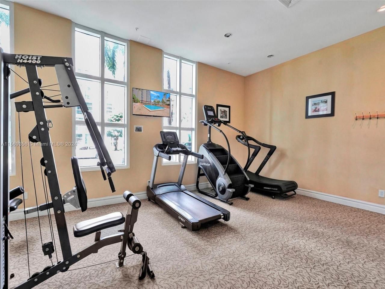 17555 Atlantic Blvd, Unit 1101, Sunny Isles Beach, FL 33160 Photo