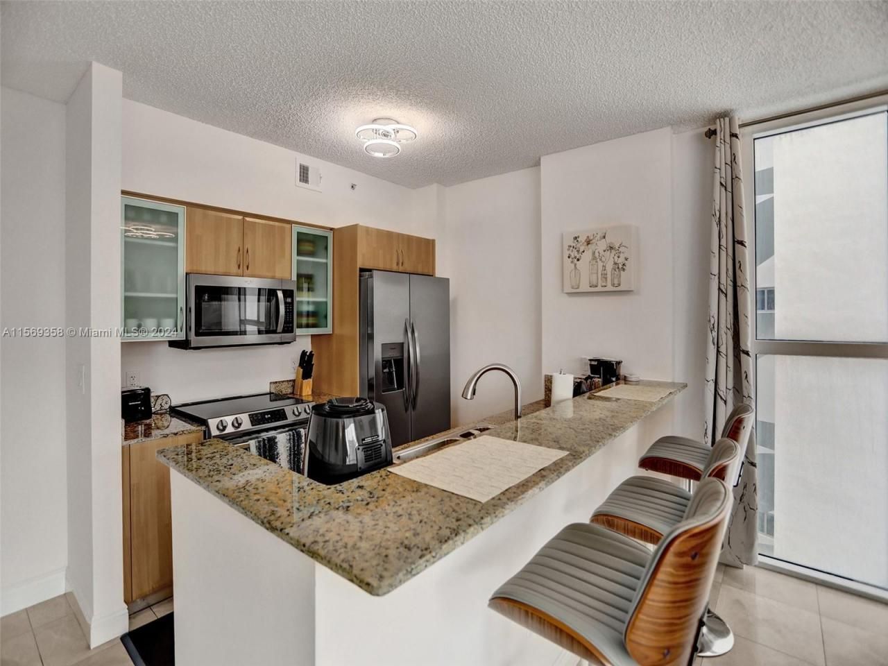 17555 Atlantic Blvd, Unit 1101, Sunny Isles Beach, FL 33160 Photo